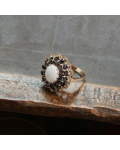 Pre-Owned Vintage 1976 9ct Gold Opal & Sapphire Cluster Ring