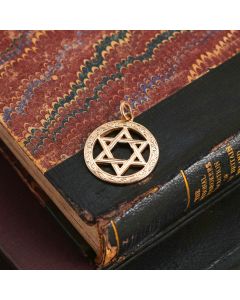 Pre-Owned Vintage 1904 9ct Gold Star Of David Pendant